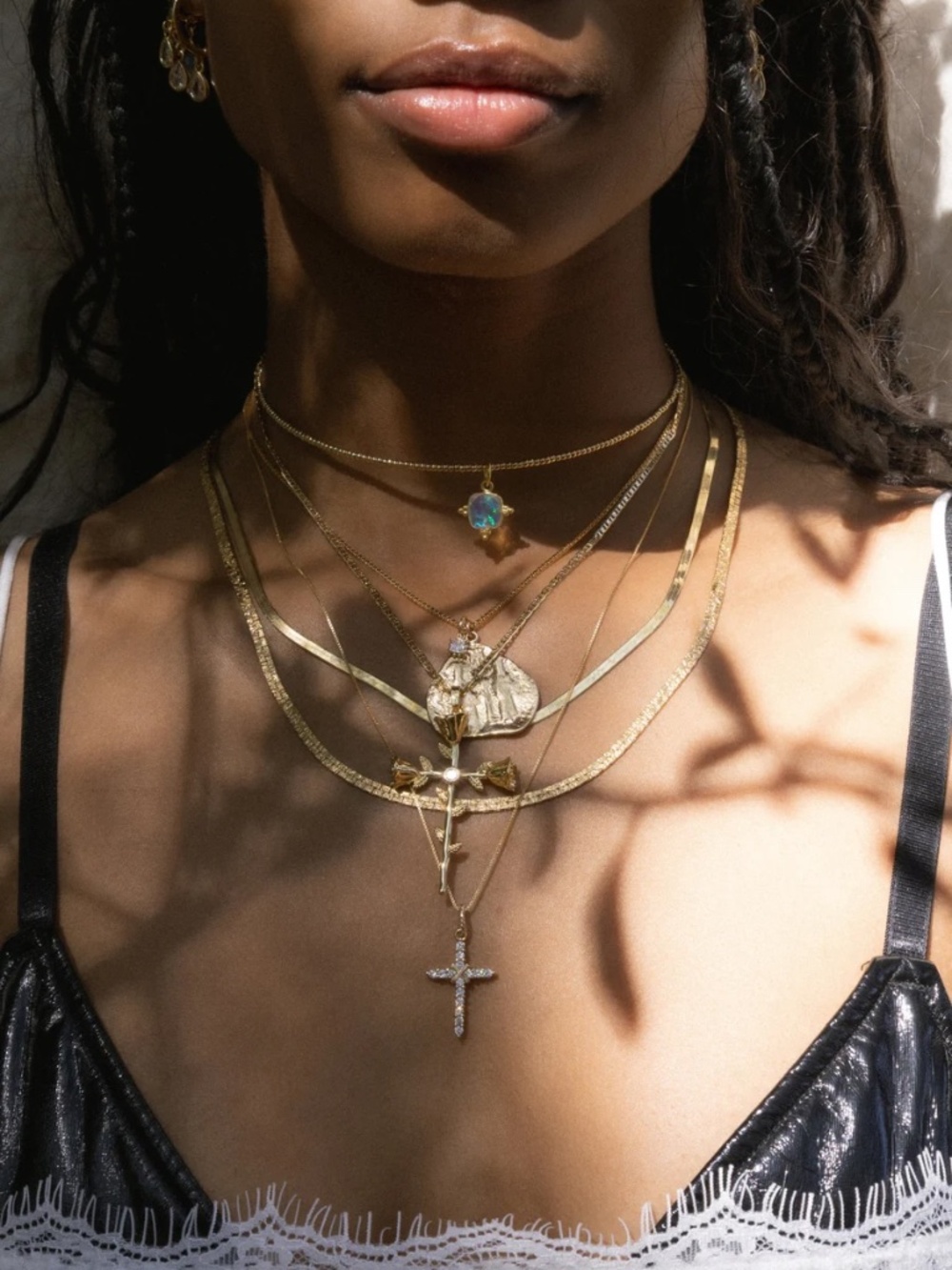 Child of Wild Rosa Sacra Necklace Gold cross rose flower pendant necklace gold - Picture 11 of 16